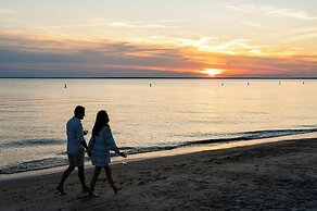 Sea Crest Beach Resort