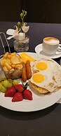 Armon Plaza Montreal Airport