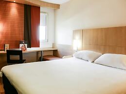 ibis Nevers