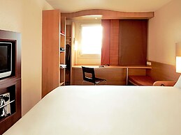 ibis Nevers