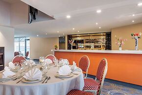 Quality Hotel Dorval