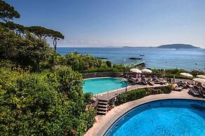 Punta Molino Beach Resort and Thermal Spa