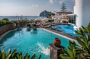 Punta Molino Beach Resort and Thermal Spa