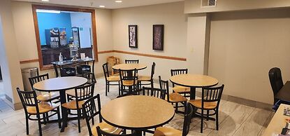 Days Inn by Wyndham Austin