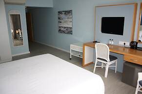 Saldanha Bay Hotel