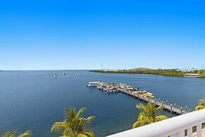 Beachside Resort & Residences