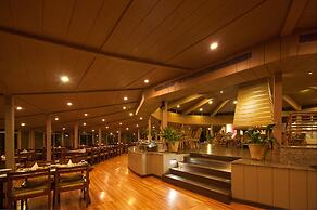 Fish Tail Lodge