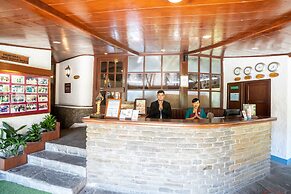 Fish Tail Lodge