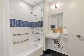 Sonesta ES Suites Dulles Airport