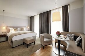 Sofitel Paris Arc de Triomphe