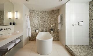 Sofitel Paris Arc de Triomphe
