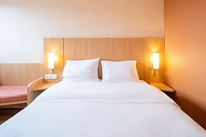 B&B HOTEL Amiens Centre Cathédrale
