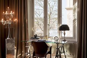 Lydmar Hotel