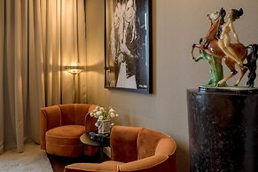 Lydmar Hotel