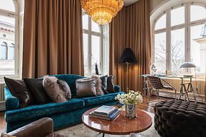 Lydmar Hotel