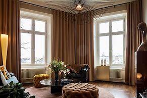 Lydmar Hotel
