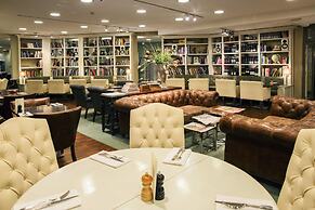 Lydmar Hotel