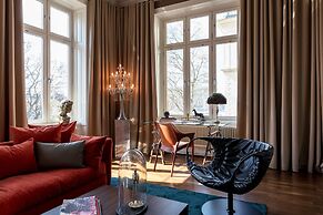 Lydmar Hotel