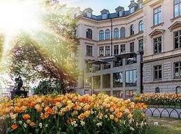 Lydmar Hotel