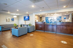 Holiday Inn Express Newark Airport Elizabeth by IHG