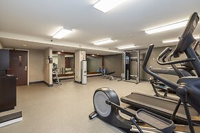 Holiday Inn Express Newark Airport Elizabeth by IHG