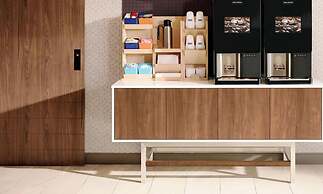Holiday Inn Express Newark Airport Elizabeth by IHG