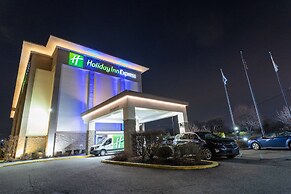 Holiday Inn Express Newark Airport Elizabeth by IHG