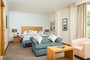 Stormont Hotel