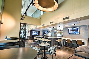 Holiday Inn Toronto Downtown Centre by IHG