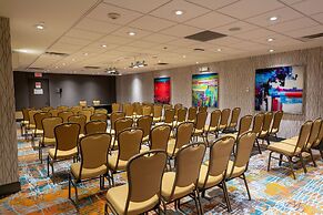Holiday Inn Toronto Downtown Centre by IHG
