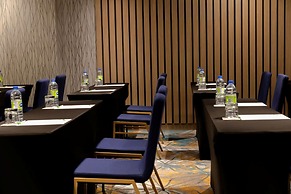Holiday Inn Toronto Downtown Centre by IHG
