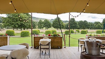 The Devonshire Arms Hotel