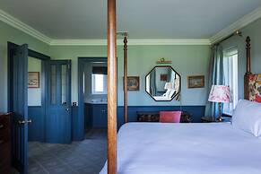 The Devonshire Arms Hotel