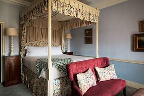The Devonshire Arms Hotel