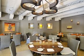Inn and Spa at Loretto