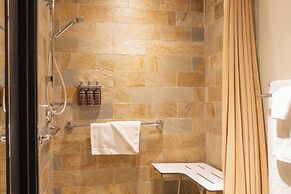 Inn and Spa at Loretto