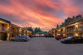 SureStay Plus Hotel By Best Western Salmon Arm