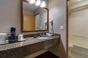 SureStay Plus Hotel By Best Western Salmon Arm