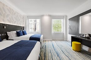 Commodore Hotel