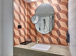 ibis Perth