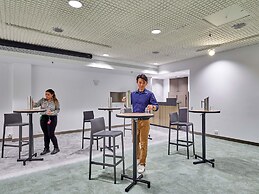 ibis Perth