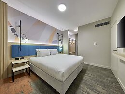 ibis Perth