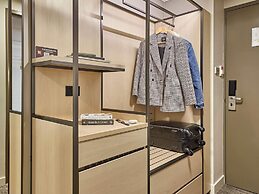 ibis Perth