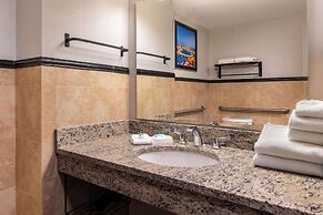 Drury Plaza Hotel Broadview - Wichita