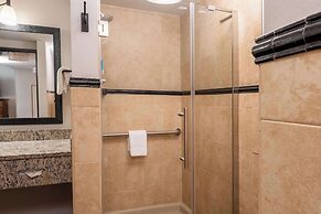 Drury Plaza Hotel Broadview - Wichita