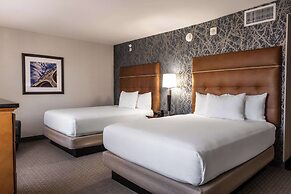 Drury Plaza Hotel Broadview - Wichita