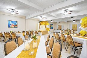 Sunbreeze Hotel