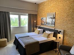 Skyline Airport Hotel