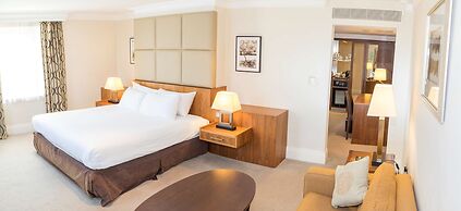 Best Western Plus Moat House Reading