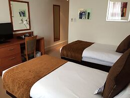 Best Western Plus Moat House Reading